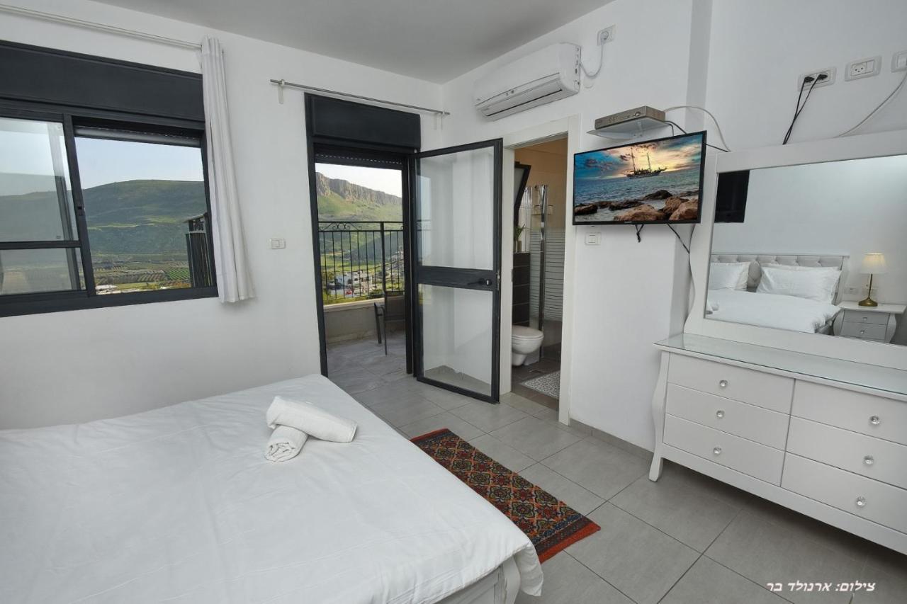 וילה מגדלא Villa Luaran gambar
